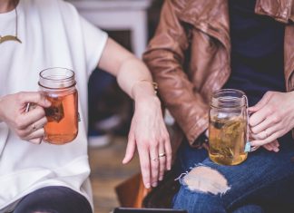Simak Beberapa Tips Agar Miliki Kesan Pertama Yang Baik Saat Bertemu Seseorang