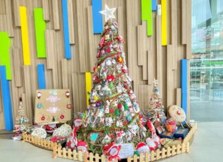 Daftar Model Kreasi Pohon Natal, Bisa dari Buku!