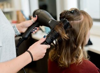 Ketahui 4 Dampak Buruk dari Hair Perm Sebelum Mencoba