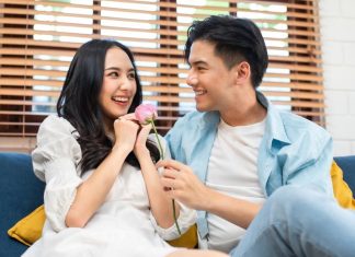 10 Kepribadian Perempuan yang Membuat Pria Suka, Catat Untuk Luluhkan Gebetan !