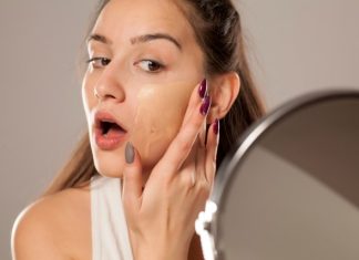 Mengenal Perbedaan Makeup Cakey, Creasing, Cracked, dan Patchy