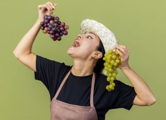 Cegah Penuaan Dini Dengan Konsumsi 5 Buah Ini
