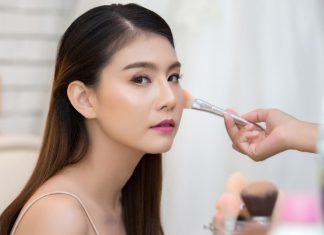 Tips Makeup Minimalis dan Awet di Cuaca Panas