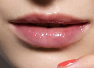 5 Cara Ampuh Merawat Bibir Agar Merah Merona