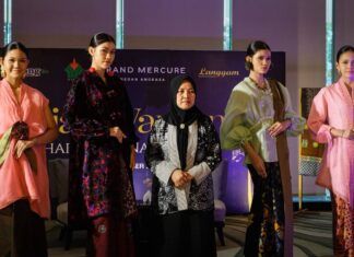 Pesona Batik Menghiasi Grand Mercure Medan Angkasa dalam Perayaan Hari Batik Nasional