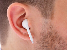 Sering Menggunakan Earphone Berjam-jam, Bagaimana Cara Menjaga Kesehatan Pendengaran?